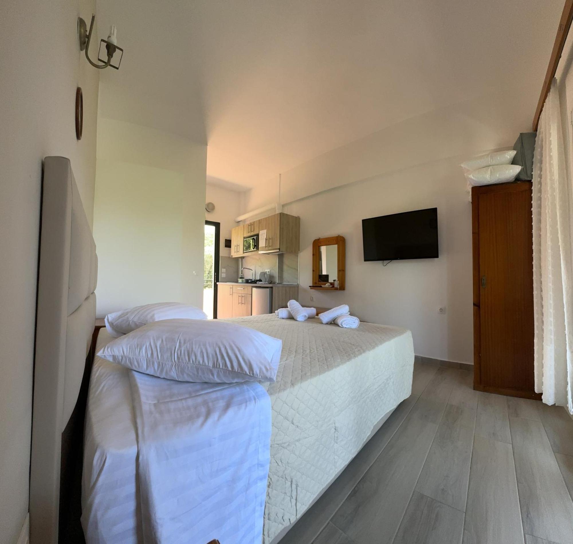 Athina Studios Paleokastritsa Ngoại thất bức ảnh